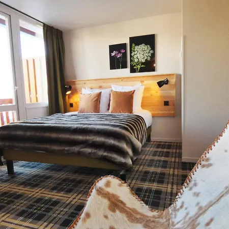 Sowell Family La Lauziere Hotel 3*